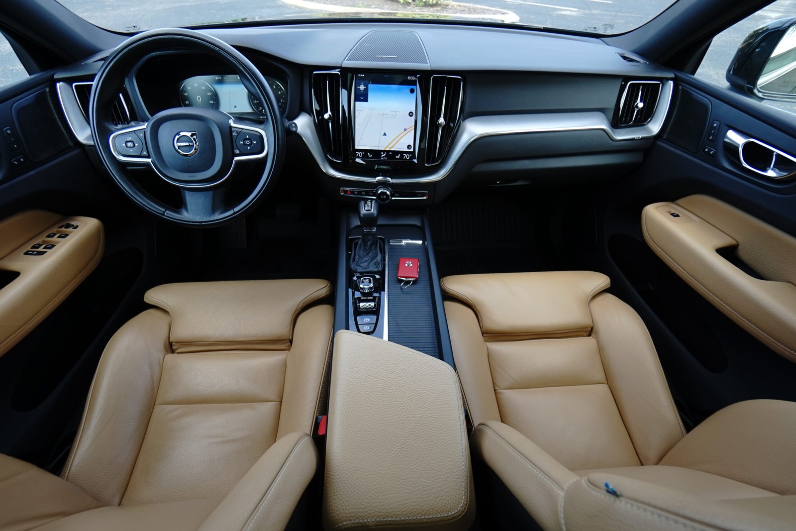 2019 Volvo XC60 T5 Momentum FWD SUV