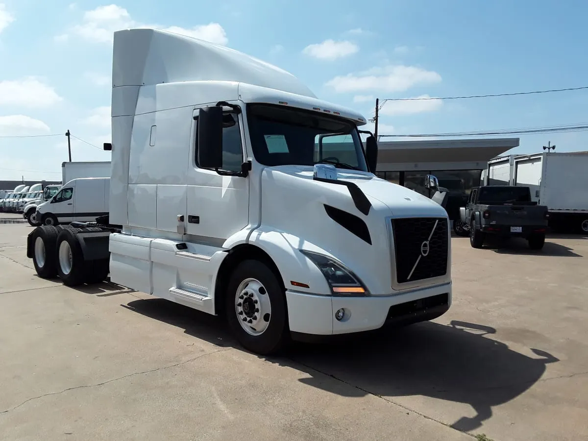 2020 Volvo VNR64T-640 for Sale