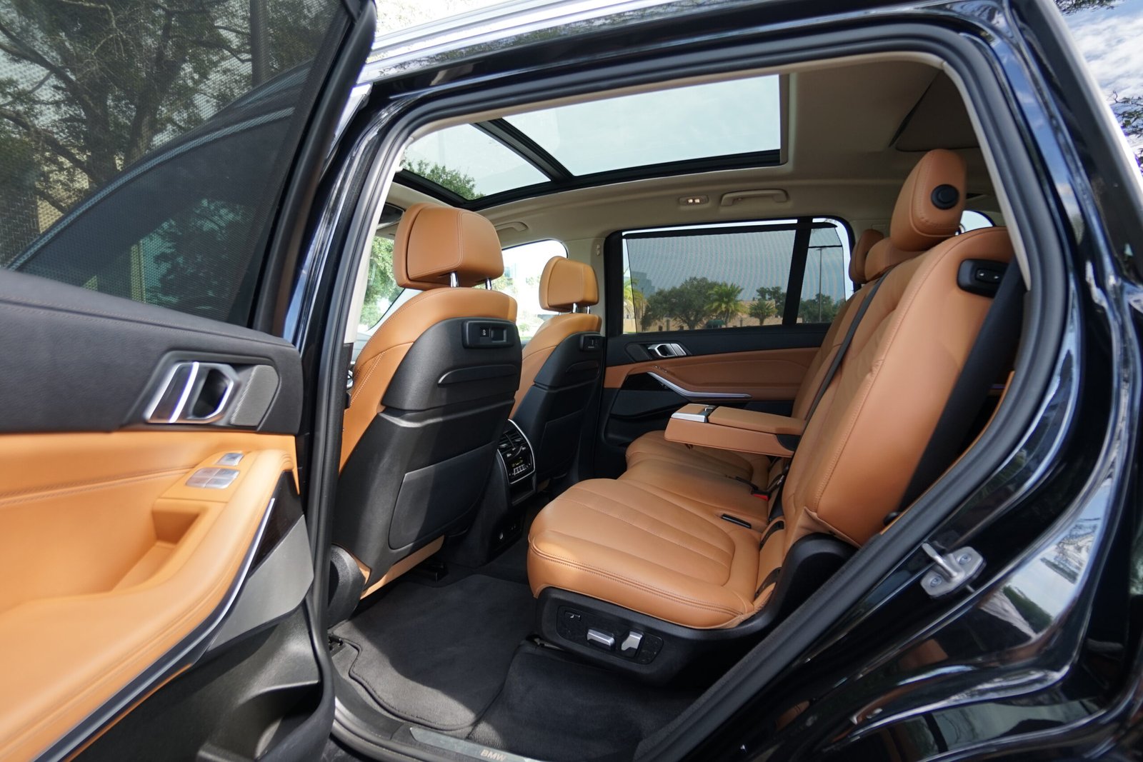 2021 BMW X7 xDrive40i AWD SUV