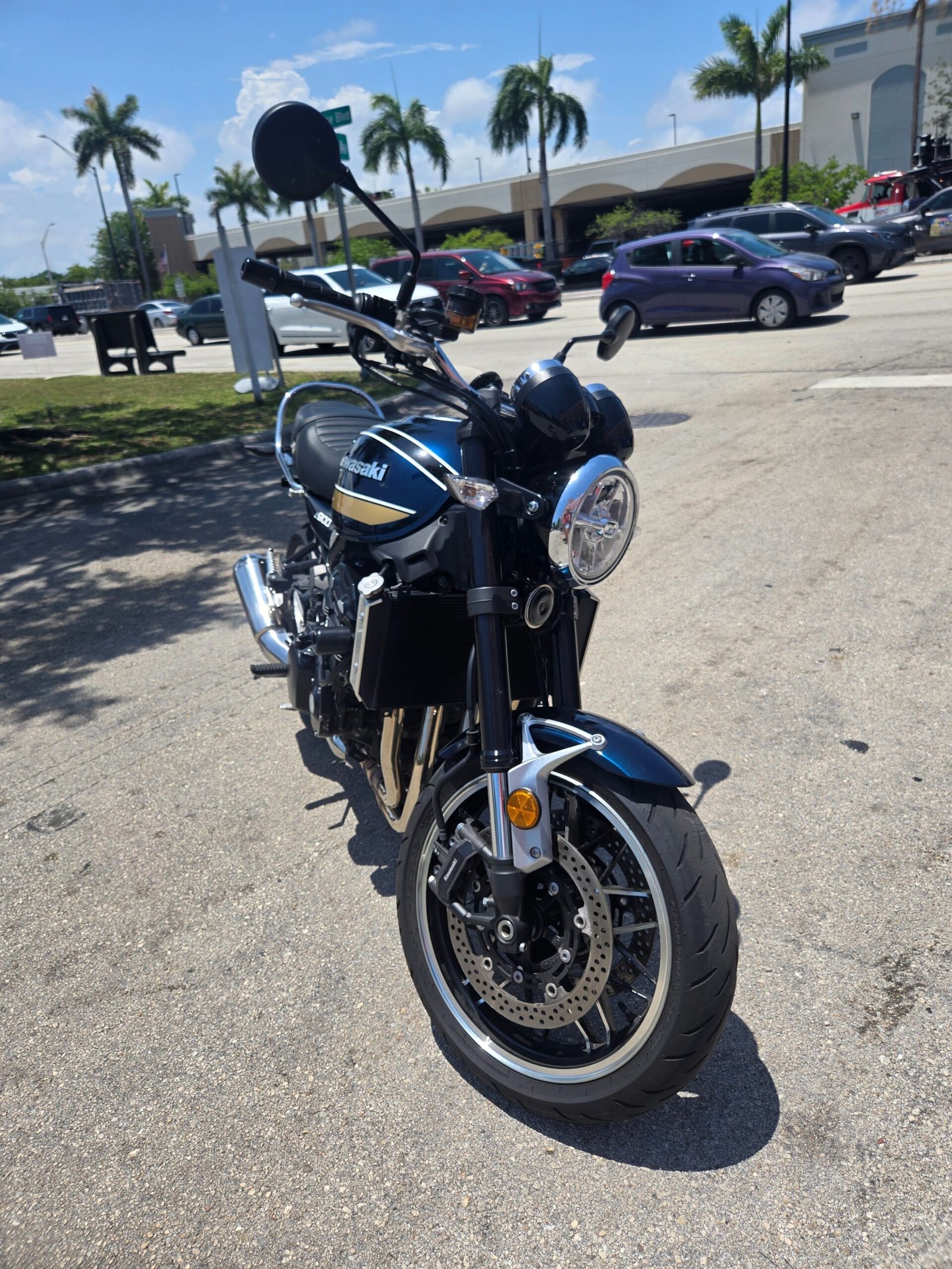 2022 Kawasaki Z900R 900CC