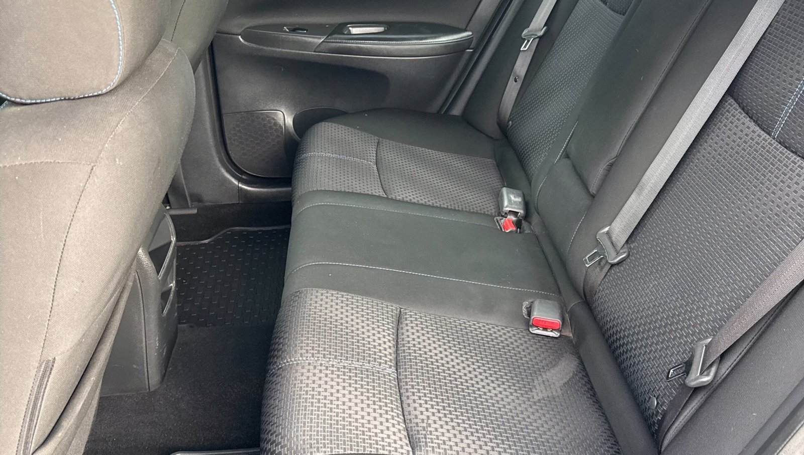 2017 Nissan Sentra SR in Black